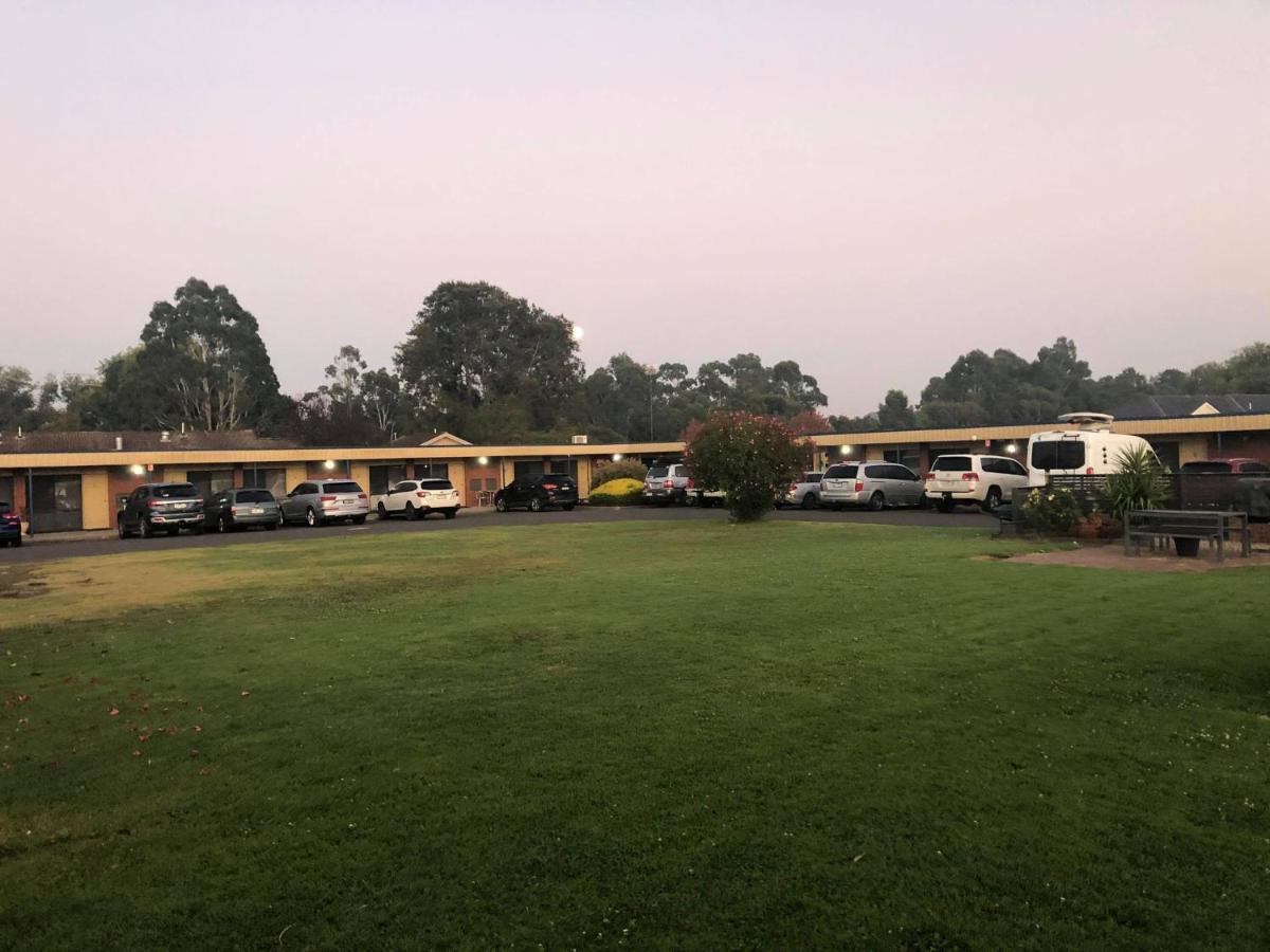 Baronga Motor Inn Colac Exterior photo